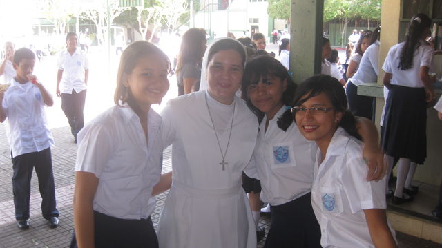 Sin Nombre