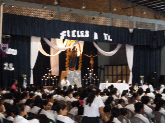 Sin Nombre