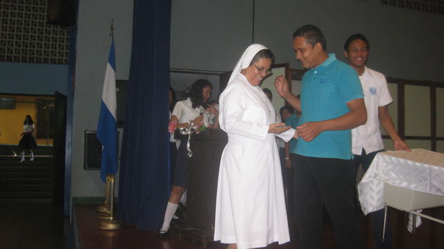 Sin Nombre